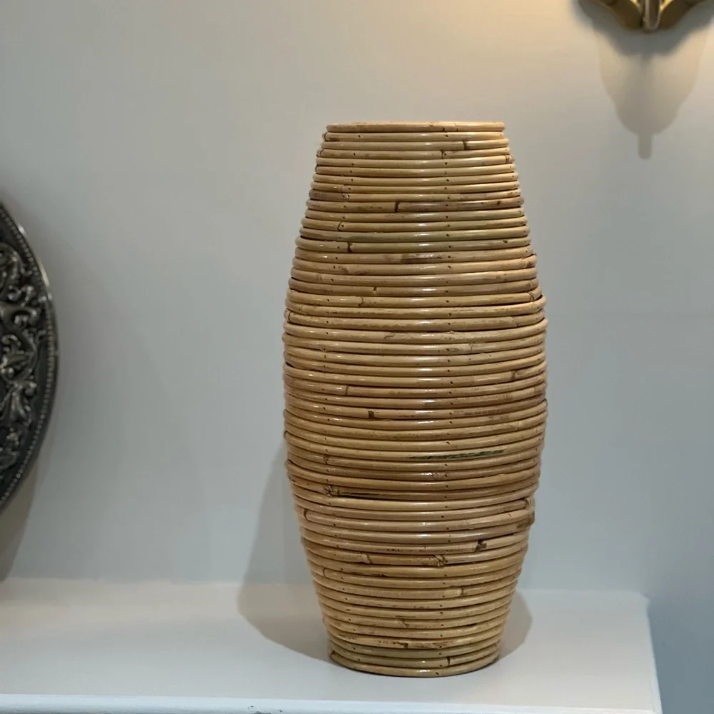 BOGO 50% OFF the second one Natural Indonesian rattan vase - Picture 4 of 14